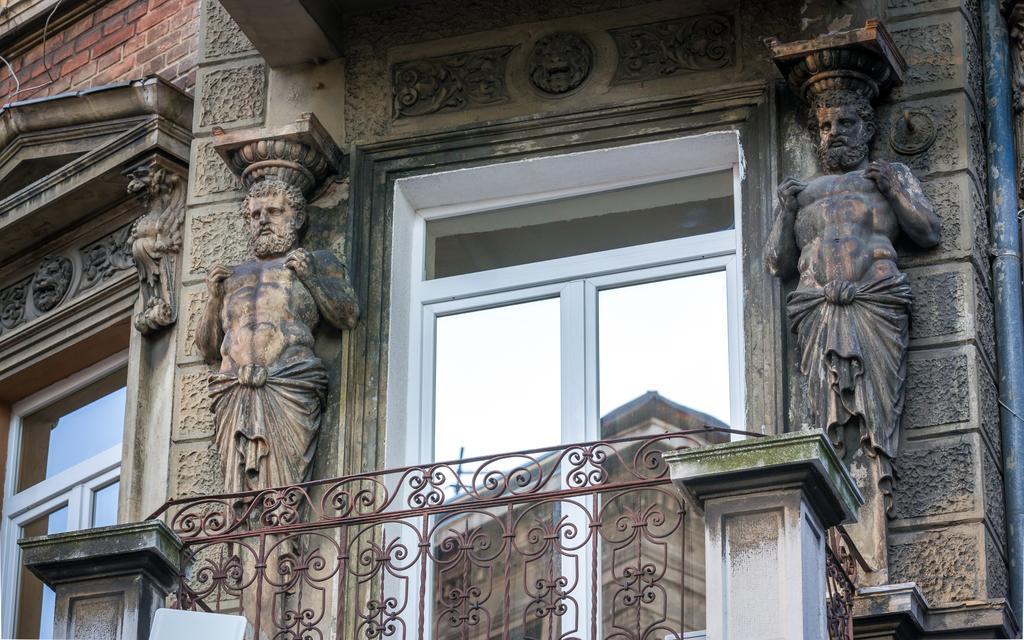 Cont Apartment